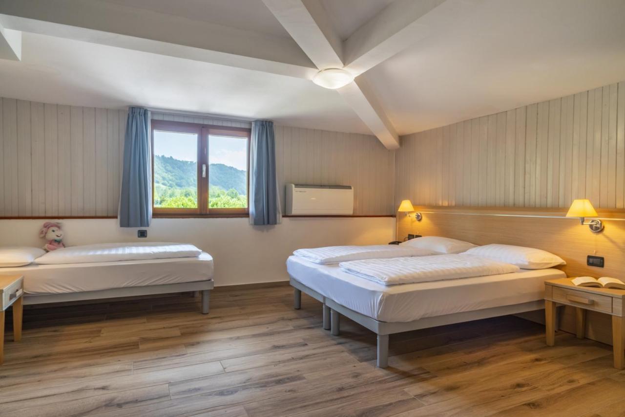Garni Bellavista Hotel Calceranica al Lago Bagian luar foto