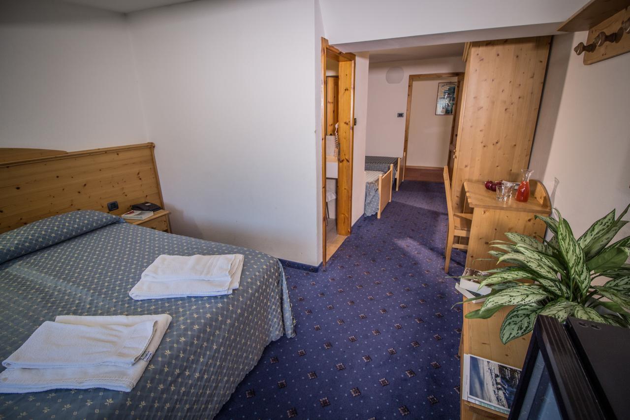 Garni Bellavista Hotel Calceranica al Lago Bagian luar foto