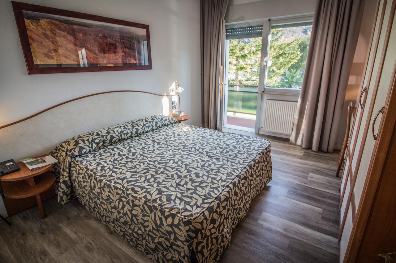 Garni Bellavista Hotel Calceranica al Lago Bagian luar foto